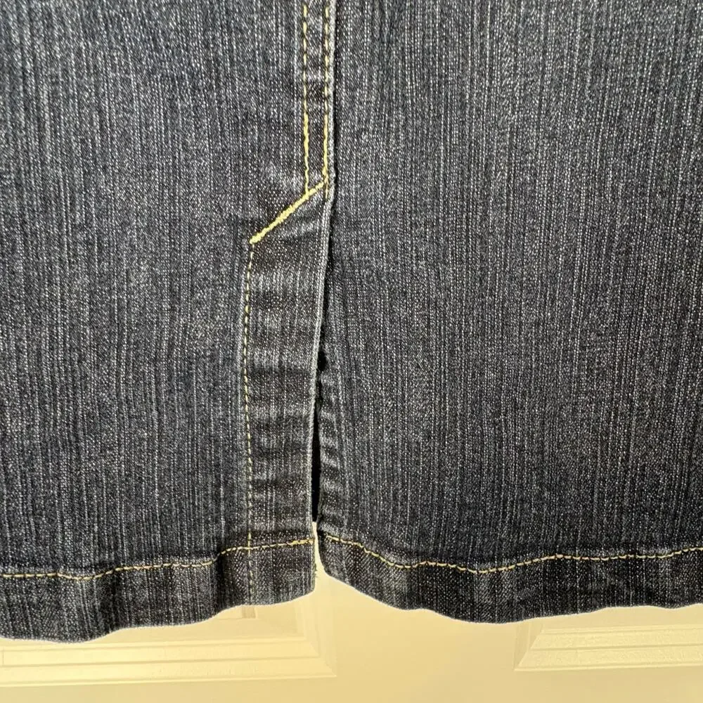 Yuva Denim Skirt Dark Wash Mid Length Low Rise Vintage Y2K Streetwear Medium